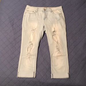 Light Wash Distressed Skinny Cropped Jeans